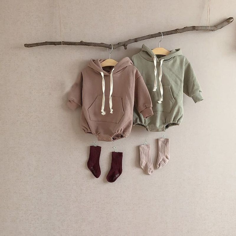 Frühling und Herbst Baby Niedliche Bären Kletterkleidung für Jungen und Mädchen Langarm-Kapuzenpullover mit Furz Einteiler Strampler_voghion.com