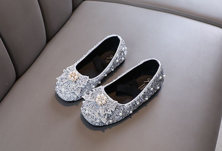 Scarpe da spettacolo per mamma e bambini Scarpe da principessa con paillettes Versione coreana Scarpe da bambina con cristalli Fondo morbido_voghion.com