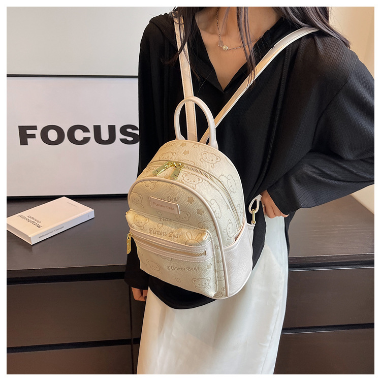 Bolso pequeño con sensación de gama alta 2023, nueva mochila de diseño de nicho para el ocio de las mujeres y mochila versátil para mochila de viaje_voghion.com