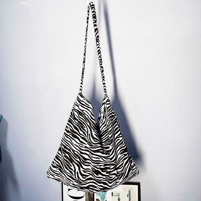 blogger Same Large Capacity Leopard Print Flower Pattern Shoulder Canvas Bag, Women's Underarm Fashionable And Versatile_voghion.com