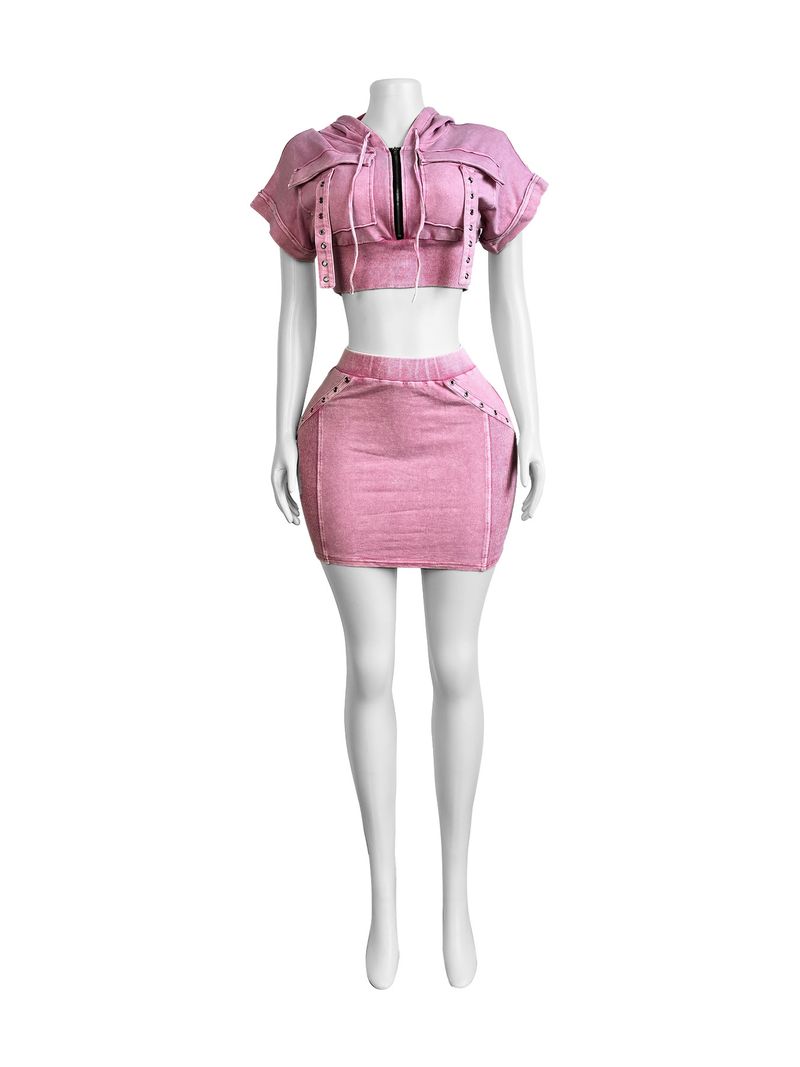 Roupas femininas lavadas, desgastadas, com decote em V, manga morcego, umbigo exposto, saia com capuz_voghion.com