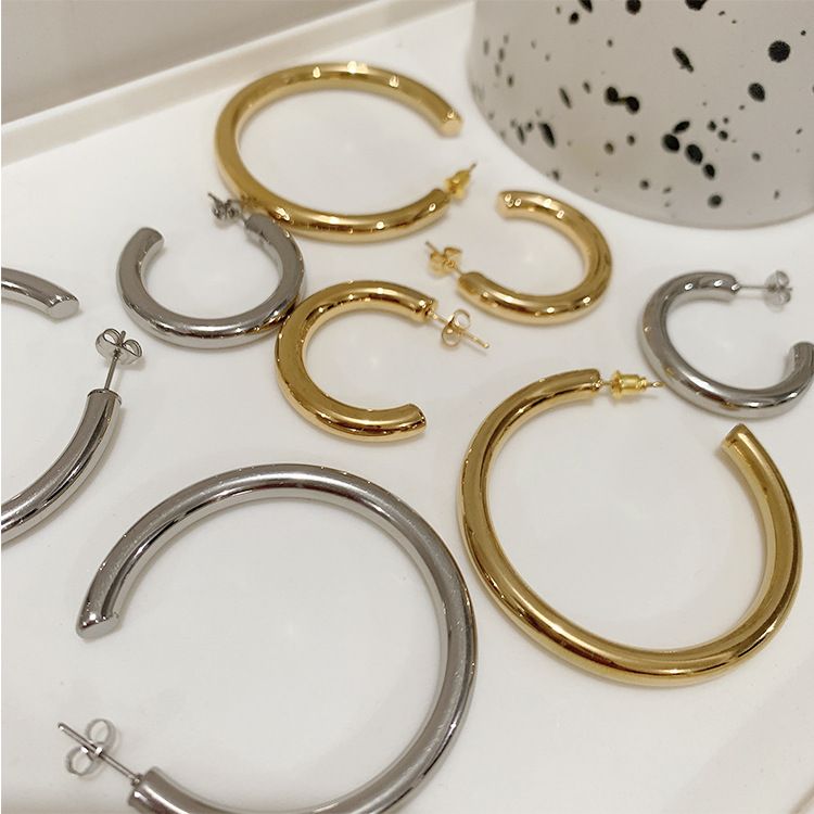 Orecchini a cerchio in acciaio al titanio, minimalisti, in metallo, stile cool, versatili, adatti a qualsiasi personalità e temperamento._voghion.com