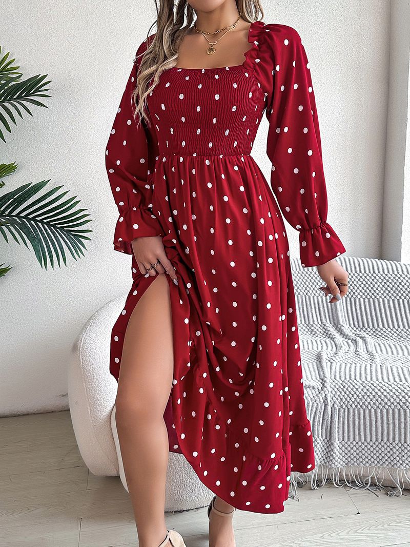 Abito lungo svasato a pois con scollo quadrato, casual, autunno inverno 2025, da donna_voghion.com