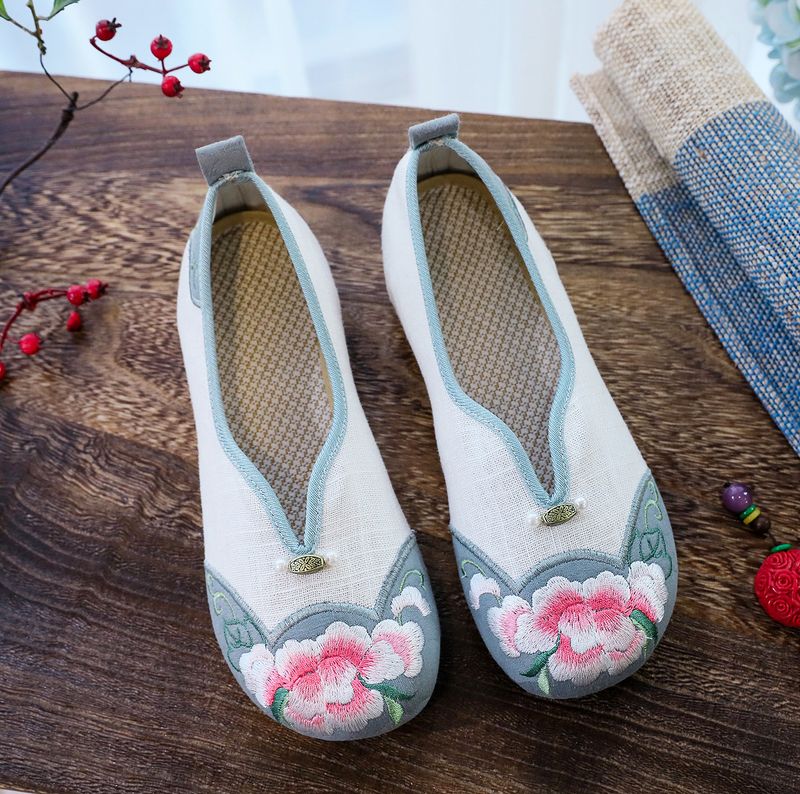 Flache Rindsledersohle, bestickter Stoff, weiche Sohle, Frühlings- und Sommer-Hanfu-Tanzschuhe, Damen-Einzelschuhe_voghion.com