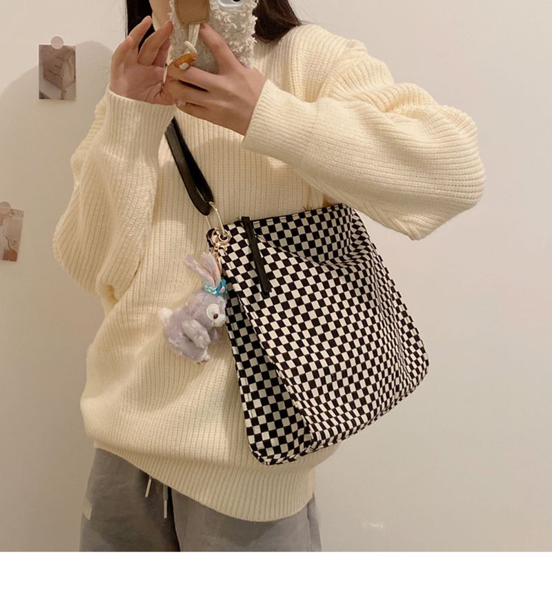Chessboard grid large capacity women's 2024 new versatile shoulder student fashion niche bag, crossbody bag_voghion.com