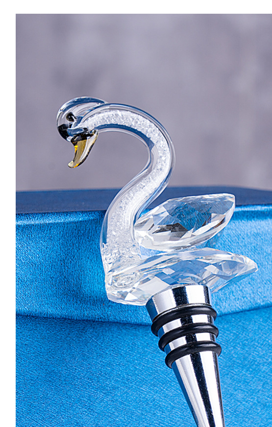 LUTIANNENG Crystal Element Swan Bottle Red Fresh-Keeping Sealing High-End Wine Stopper Creative Home Decor_voghion.com