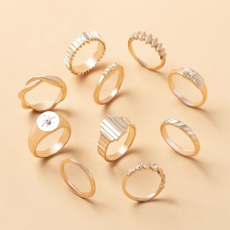 Anello con fiore inciso in lega di zinco elettroplaccato Ins per donna, personalità alla moda_voghion.com