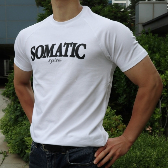 Muscle Frühjahr/Sommer Neue Herren-Sport-, Freizeit-, Lauf- und Fitnessanzüge mit Eisen-Stripping-Übungs-Baumwoll-Elastik_voghion.com