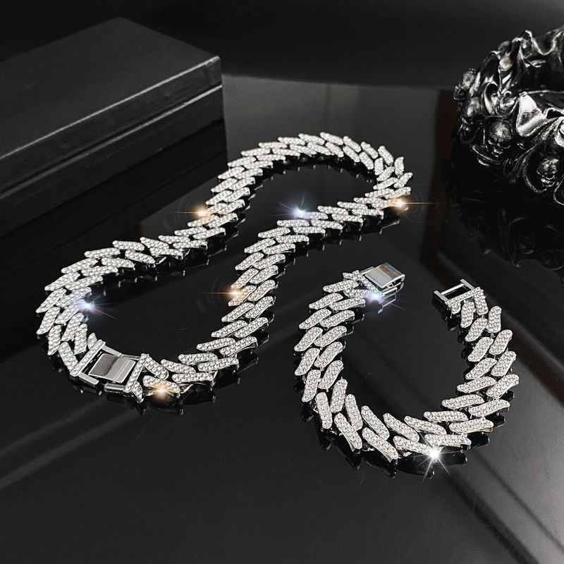 Ensemble collier cubain élégant pour homme, entièrement serti de diamants, style hip-hop, bracelet losange, chaîne de clavicule_voghion.com