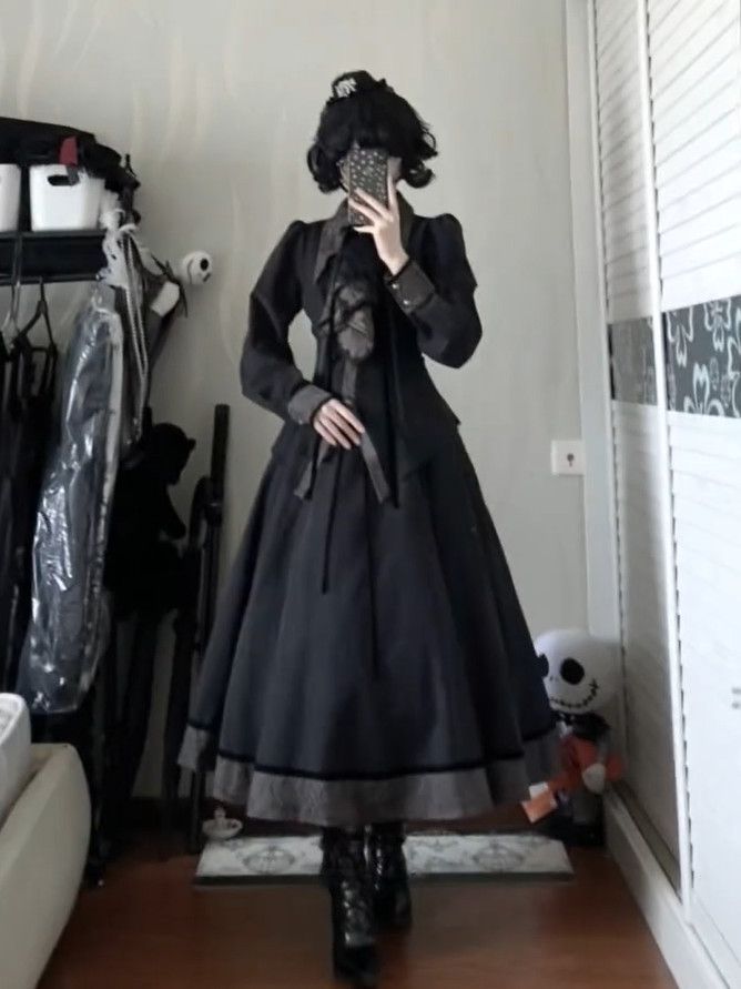 Dark Style Design Waist-Cinching Long Sleeve Top + High-Waisted Skirt High-End Elegant Two-Piece Set_voghion.com