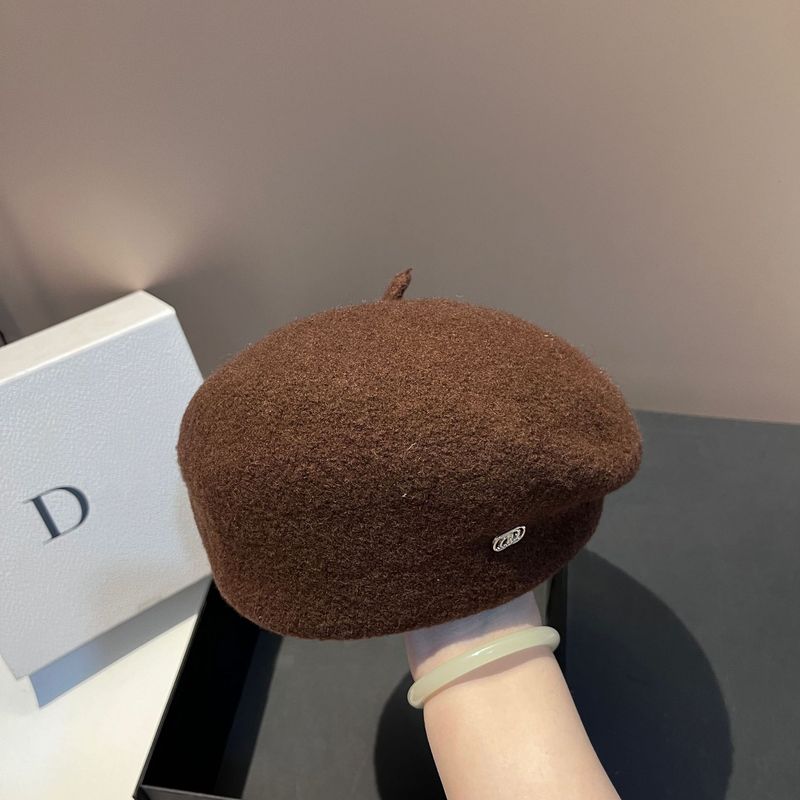 Berretti da donna berretto di lana irregolare alla moda di piccolo stile Berretto caldo australiano di alta qualità 100% lana per donna_voghion.com