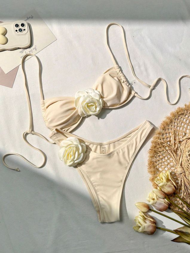 Costume da bagno bikini con fiori tridimensionali alla moda per donna_voghion.com