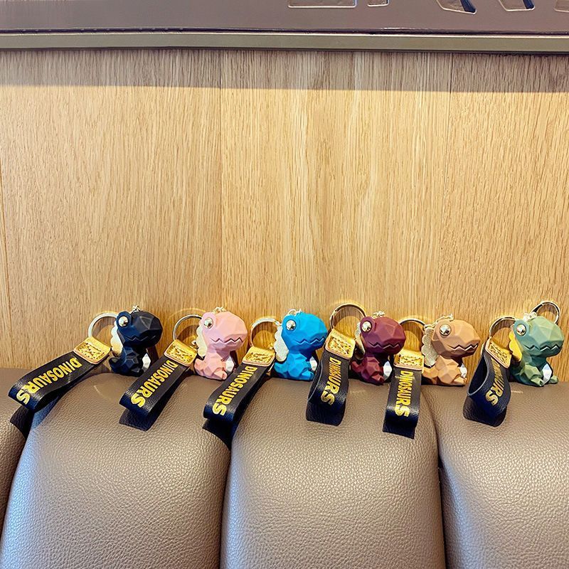 Cartoon cute wool rabbit resin couple car bag small gift accessories three-dimensional keychain pendant doll_voghion.com