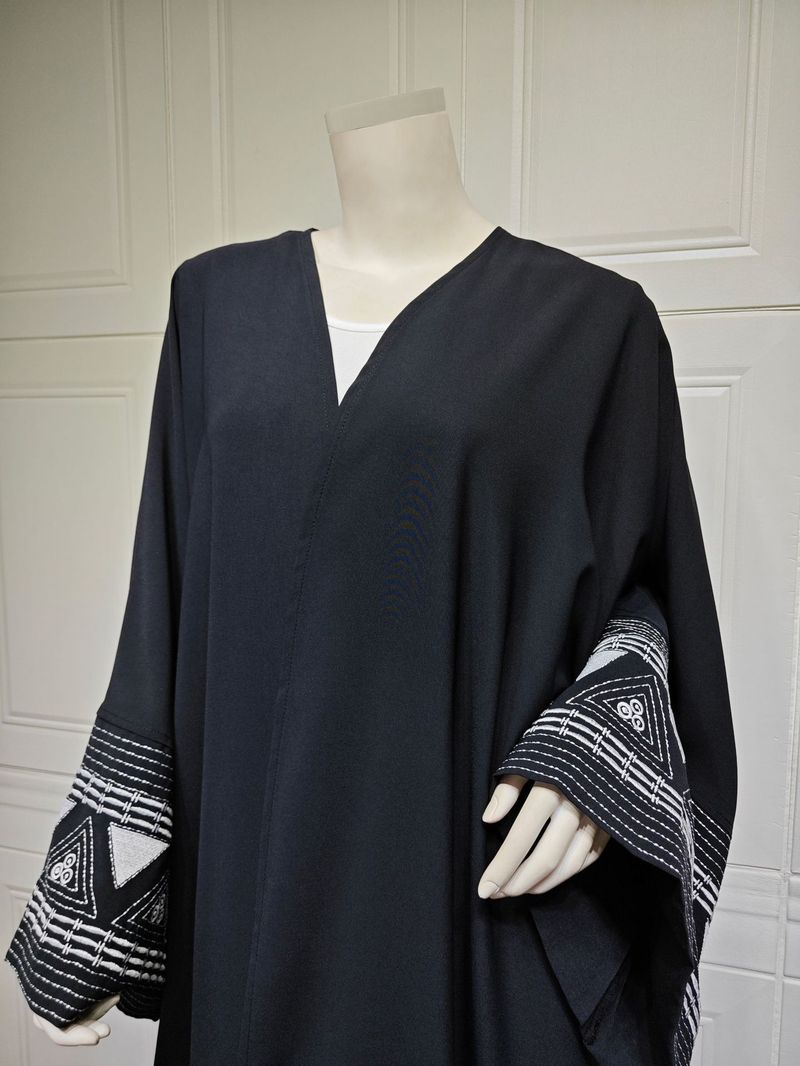 Damenbekleidung Arabische Stickerei bestickte Robe Mode tragen Abaya Robe_voghion.com