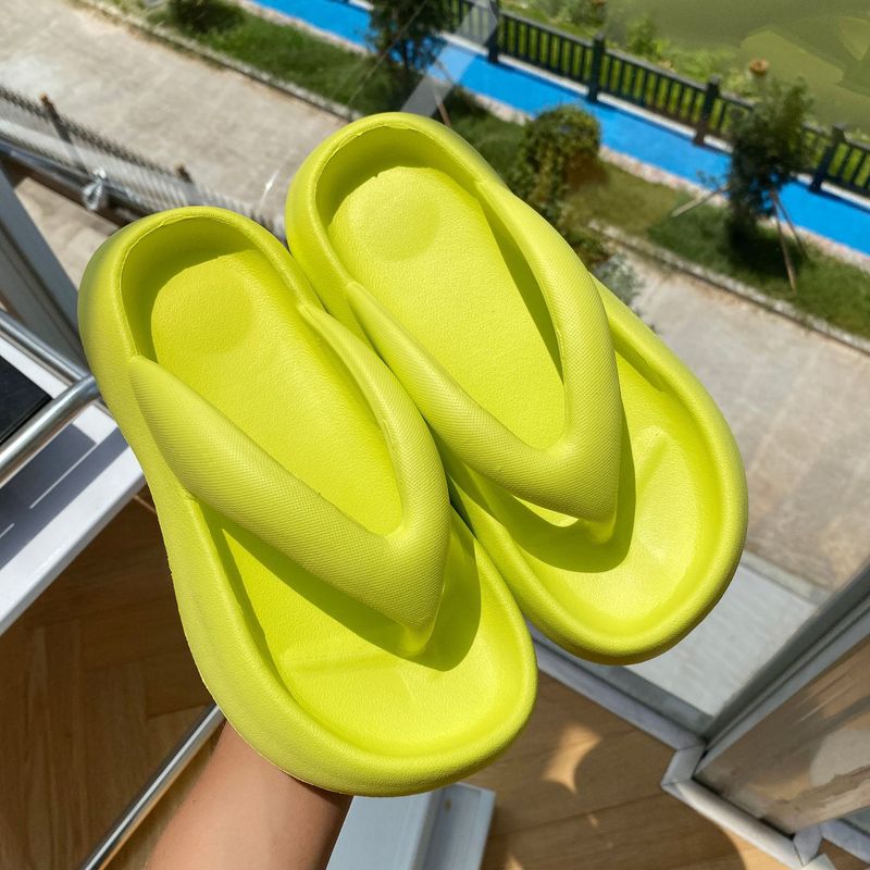 thick Sole With A Sense Of Stepping On Poop, Fashionable Stylish Slippers Home Use, Simple And Lightweight EVA Flip_voghion.com