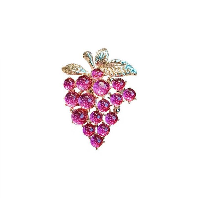 Delicado broche de uva roja, temperamento versátil, traje de ramillete, anti-luz, hebilla fija para mujer_voghion.com