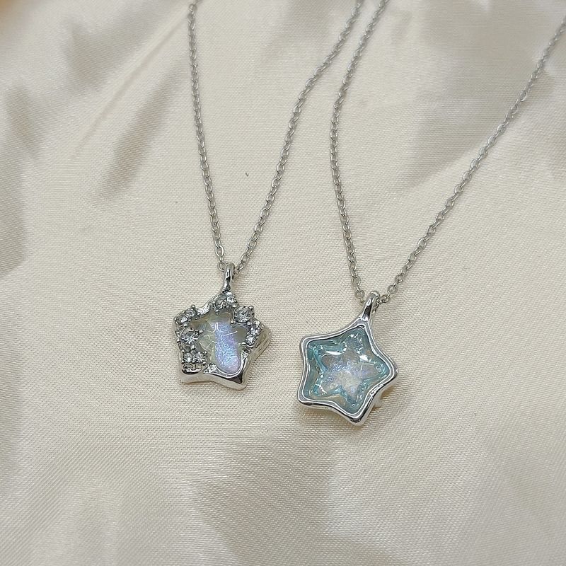Super Shiny Lucky For Women 2024 New Trendy Niche Design Sweet Dreamy Star Color-Changing Starry Sky Necklace_voghion.com