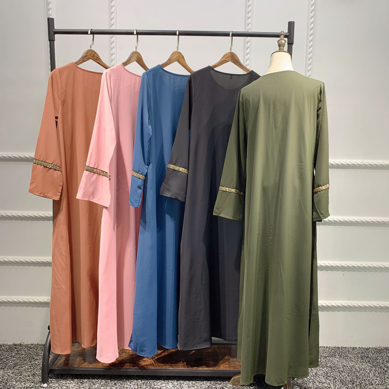 Naisten vaatteet Uusi Malesian muslimi naisten puku paneelit koristeltu paljetteja mekko Muslim abaya_voghion.com