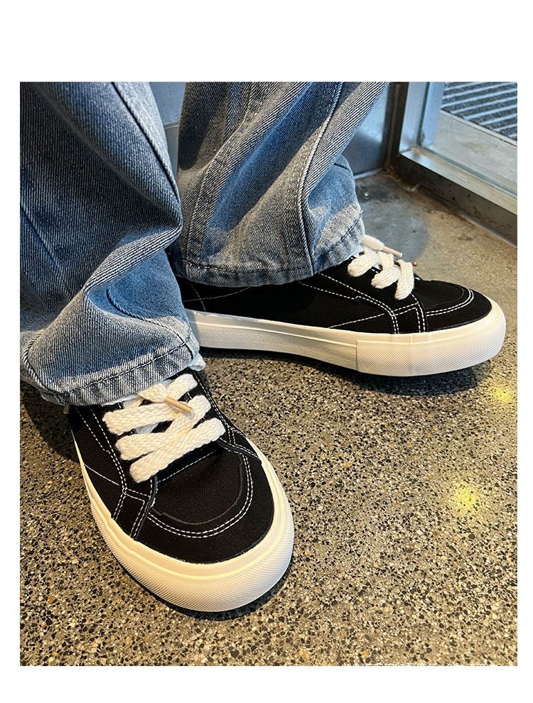 Trendige, atmungsaktive rote Herren-Sneaker von Niche – vielseitige High-Street-Sneaker aus Canvas für Studenten_voghion.com