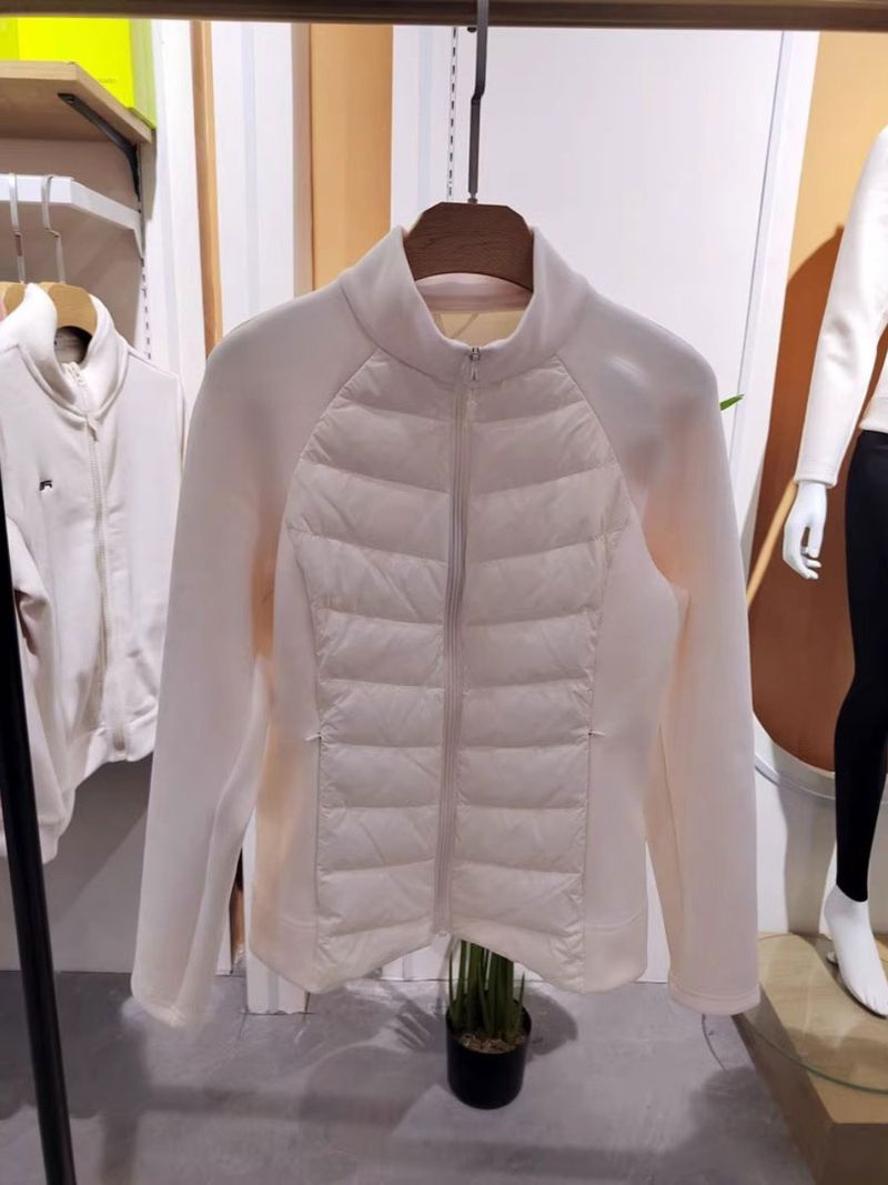 2024 Wintermode Kurz und Leicht für Damen, Schlanke Schwarze Warme Baumwolljacke_voghion.com