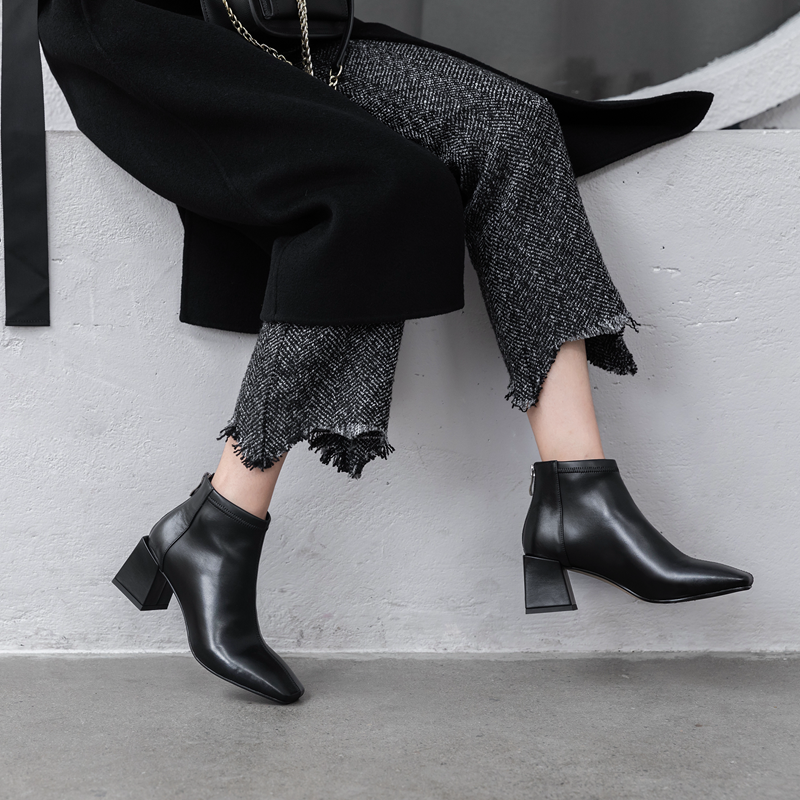 Nude Color Square Head Thick Heel Back Zipper All-Match Spring And Autumn Booties_voghion.com