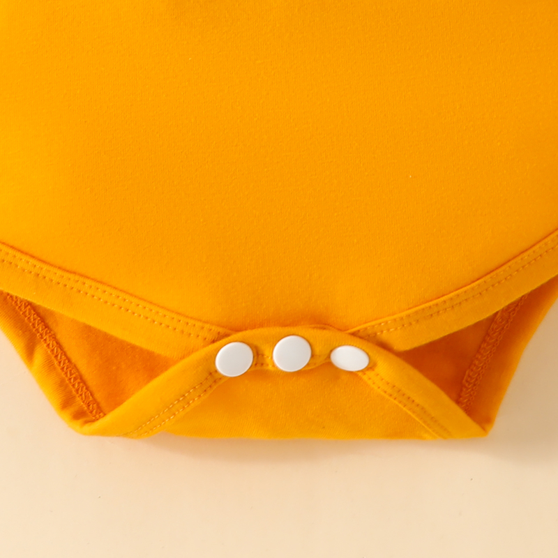 Pantaloncini a triangolo con scollo a cuore a maniche corte Set Pantaloni carini con fiori per bambina con lettera estiva per bambina_voghion.com