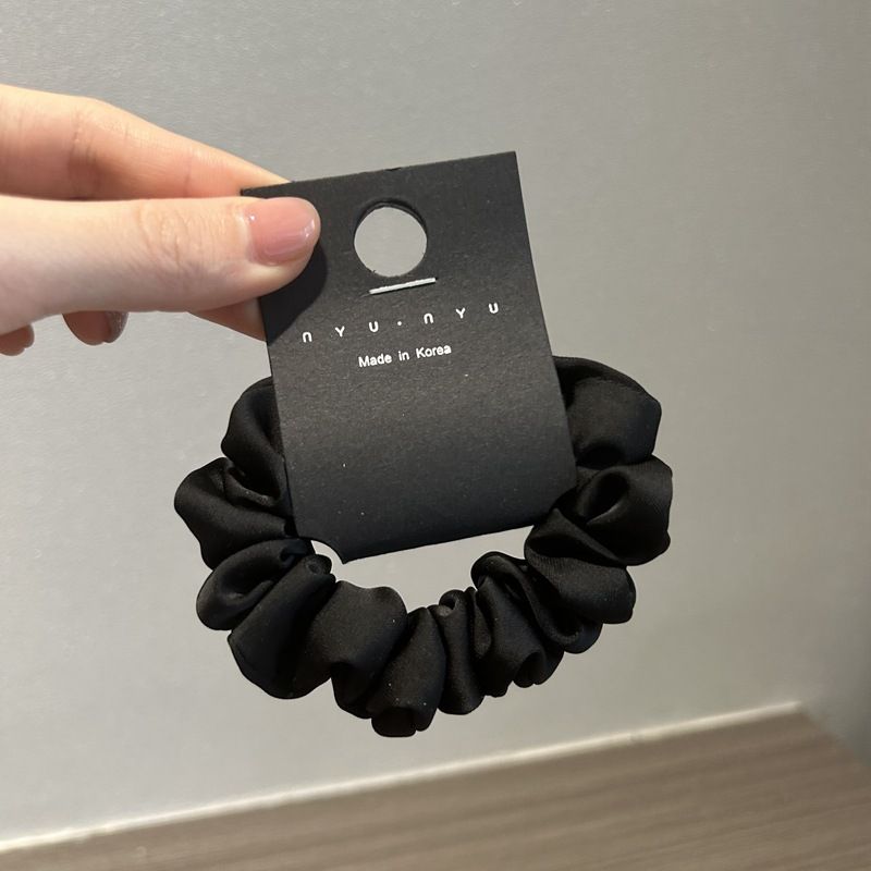 Fashionable Temperament Silky Temperament Satin Small Intestine Scrunchie Simple Solid Color French Tie Hair Cord Leather Band Small Intestine_voghion.com