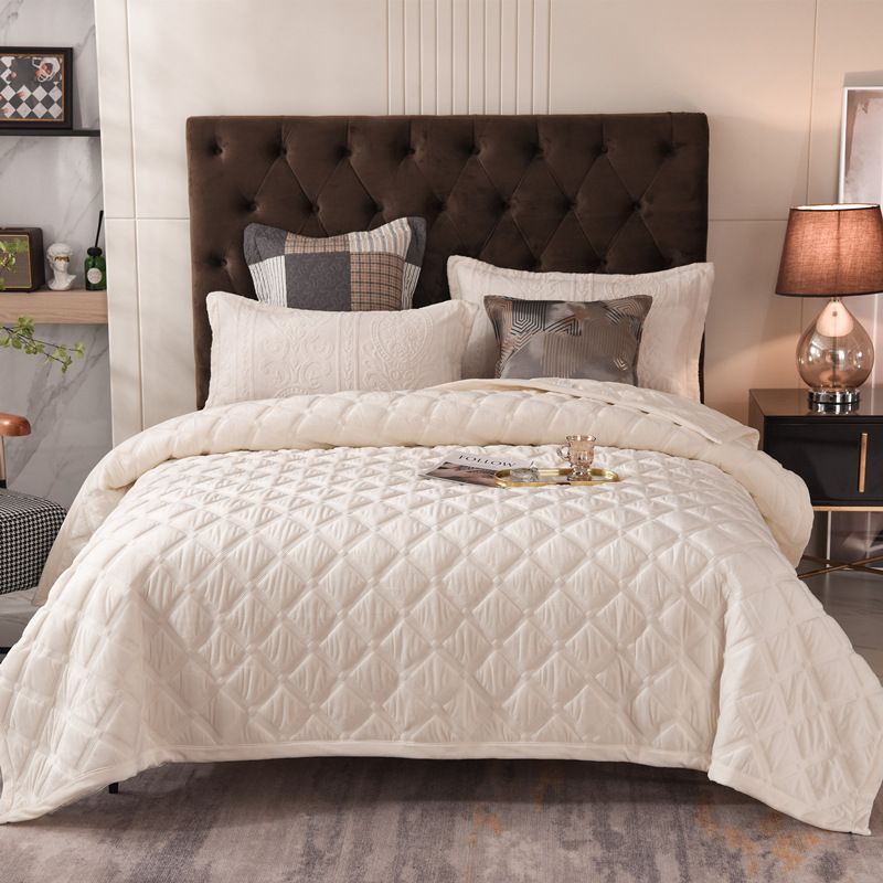 Extra Thick Crystal Fleece Quilted Bedspread - 2.2m Winter Warm Tatami Bedding (Dual Use As Cover & Mattress Pad)_voghion.com