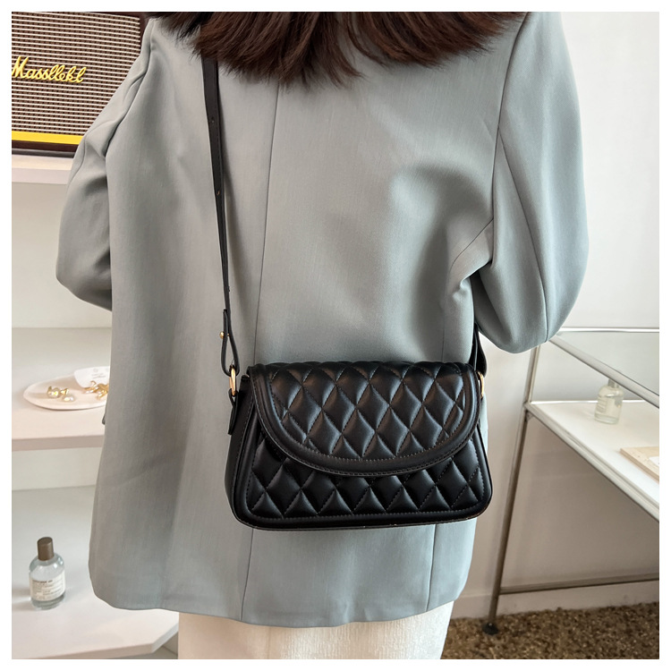 Geantă de damă versatilă, tip crossbody, cu un singur umăr, sub braț, cu broderie de romburi, geantă mică pătrată_voghion.com
