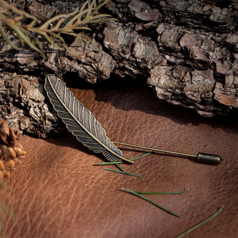 Spilla da colletto retrò vintage da uomo, con piume, design di alta qualità, fibbia medievale per il petto, semplice spilla da abito da donna_voghion.com