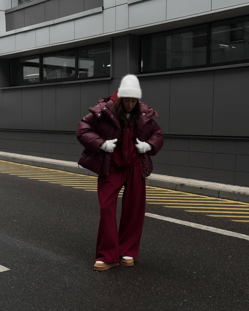 Lässiges Damen-Set aus Kapuzenpullover und Jogginghose – Zweiteiliges Outfit aus weicher Baumwollmischung für Streetwear und Lounge | Einfarbiger Pullover und Hose (S-XXL)_voghion.com