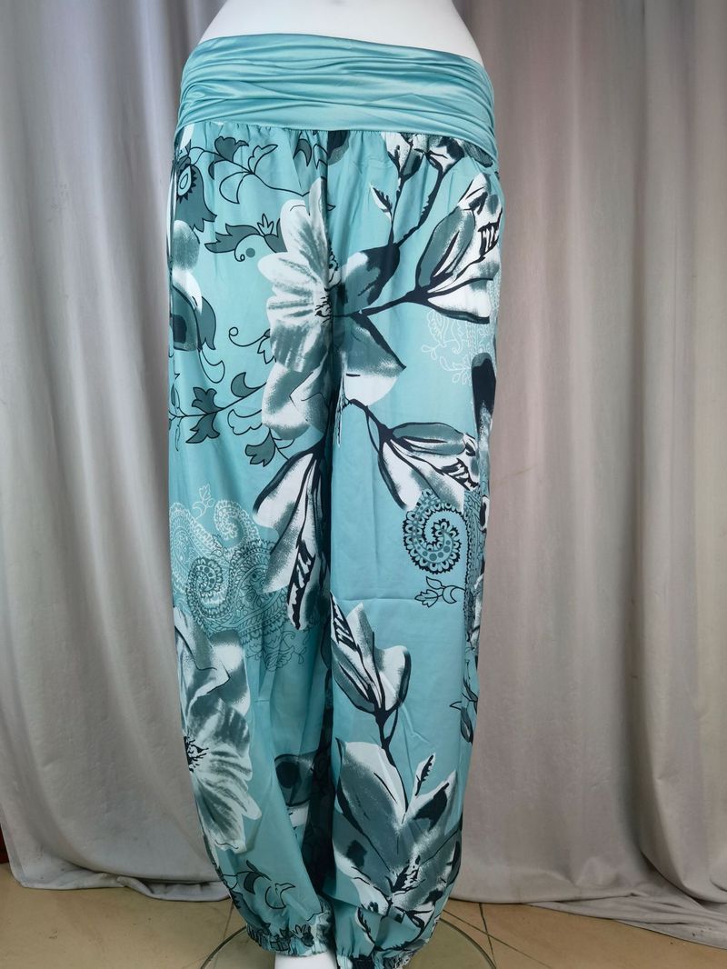 Plus Size Boho Pants, Women's Plus Floral Print Ruched Low Waist Loose Comfy Harem Pants_voghion.com