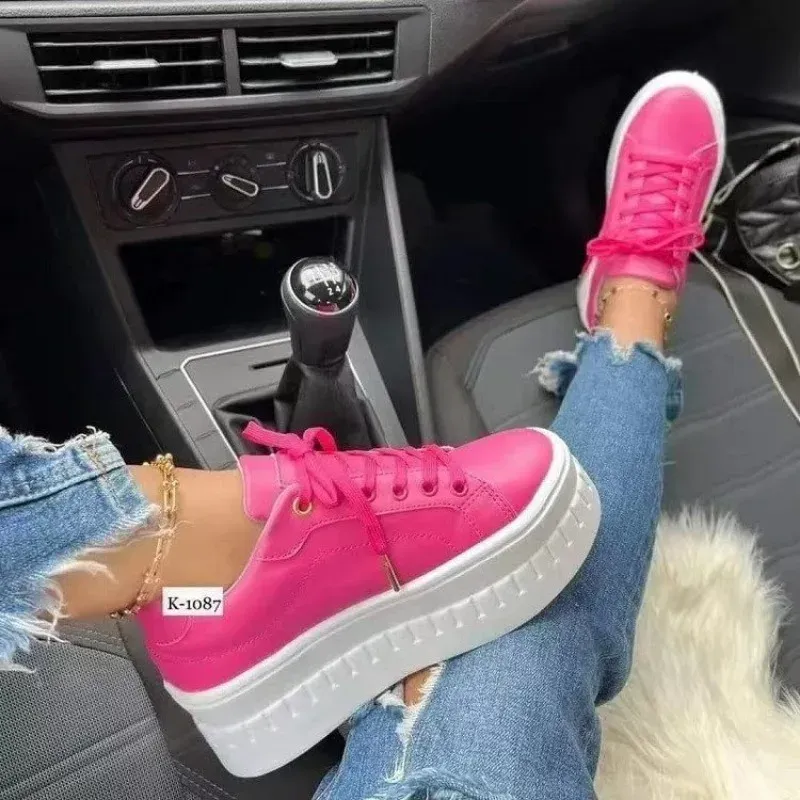 2024 Trendy Breathable Lace-Up Women's Canvas Sneakers For Tennis And Casual Wear 4 05830_voghion.com
