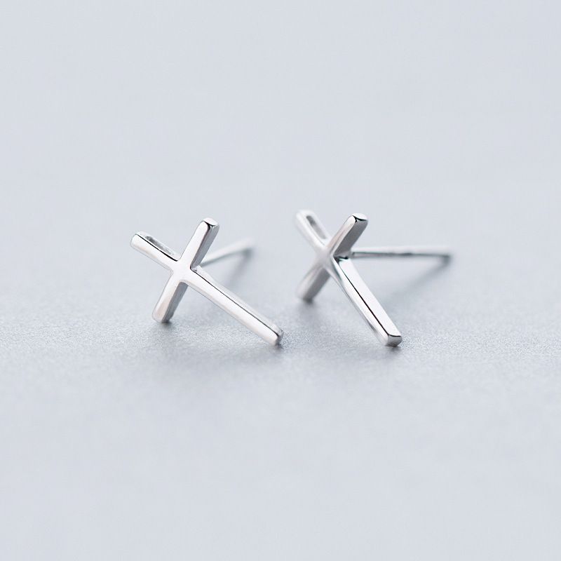 Orecchini unisex alla moda, versatili, semplici ed eleganti, in stile coreano con croce in argento_voghion.com