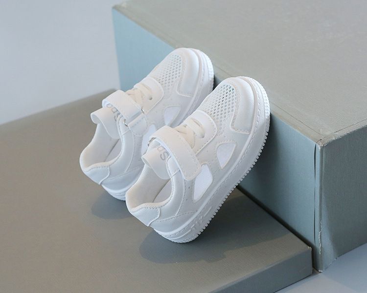 Kanner kleng wäiss Schong Summer Sportschuhe Jongen Atmungsaktiv Mesh Schong ausgehielt Meedercher Casual Board Schong Weich Sohlen Puppelchersschong_voghion.com