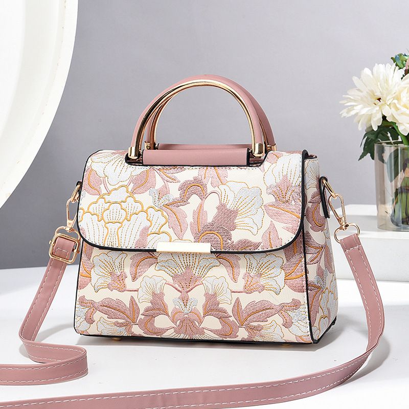 2024 Trendy Chinese Printed Small New Fashionable Ins Style Women's Shoulder Crossbody Bag_voghion.com