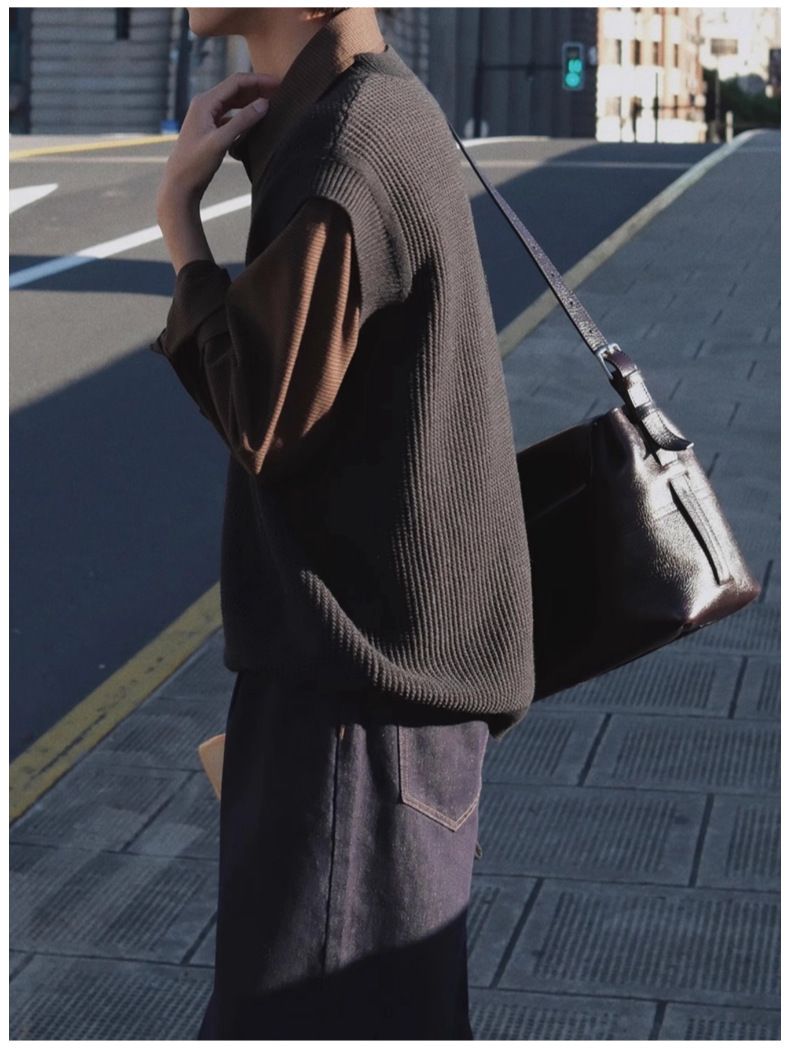 Men's Wool Sweater Vest – Business Casual Knit Waistcoat For Office & Travel (Black/Brown, Sizes S-XXL)_voghion.com