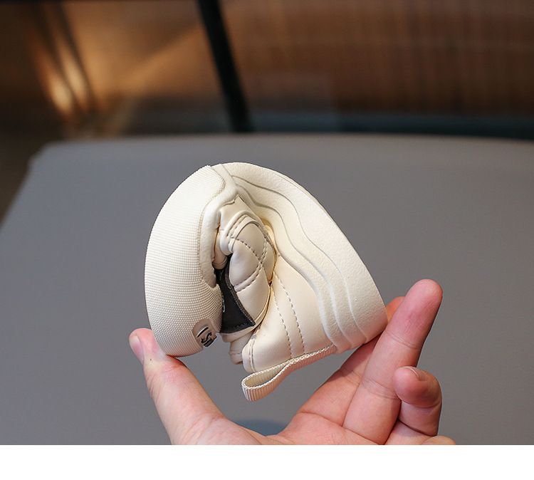 2024 Herbst Neue Kinder Canvas Klettverschluss Shell Kopf Koreanische Ausgabe Jungen Casual Single Mädchen Board Schuhe_voghion.com