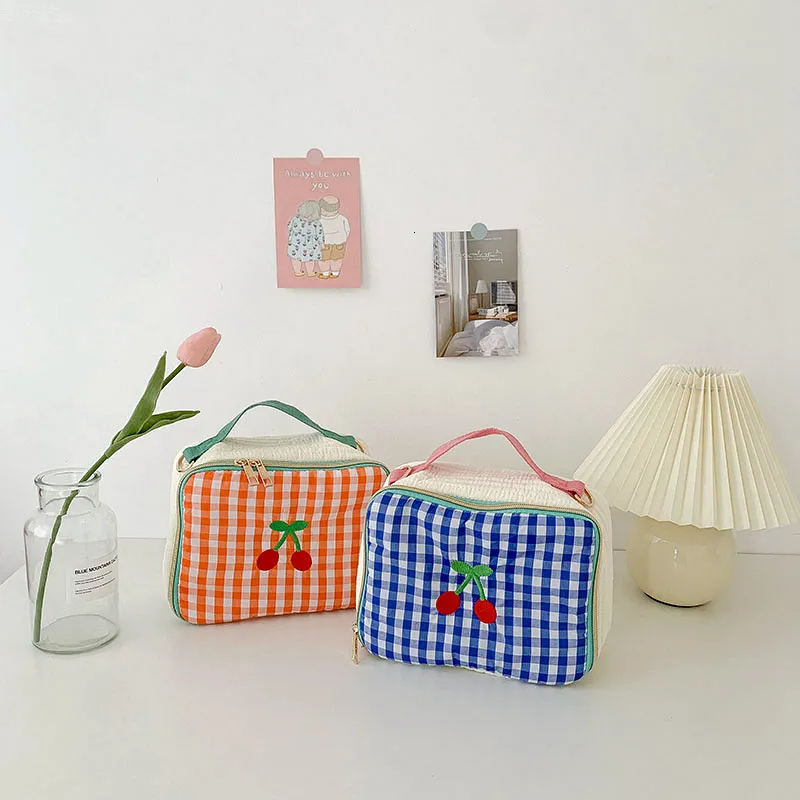 Backpacks Korea Children Crossbody Bag Plaid Parent child Girl s Handbag Light Cotton Kids Shoulder Lunch Box 221203_voghion.com