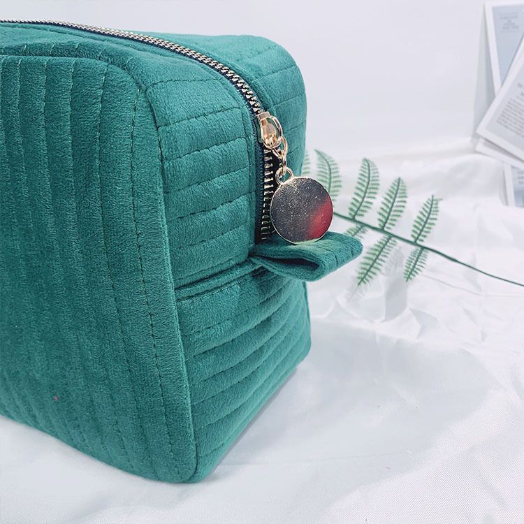 Make-up-Tools & Zubehör Gesteppte gestreifte Kosmetiktasche Flanell-Baumwolle Kosmetik-Aufbewahrungs-Clutch-Tasche Make-up-Zubehör-Aufbewahrungstasche_voghion.com