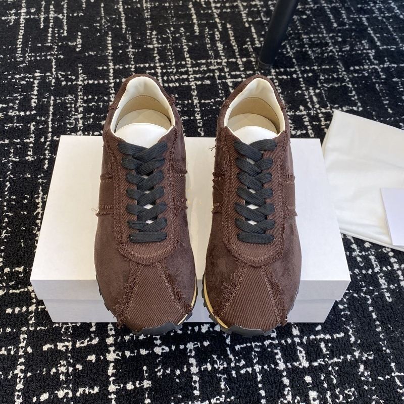 The New Sports Shoes For Autumn And Winter 24 Use A Worn-Out Canvas Upper Design_voghion.com