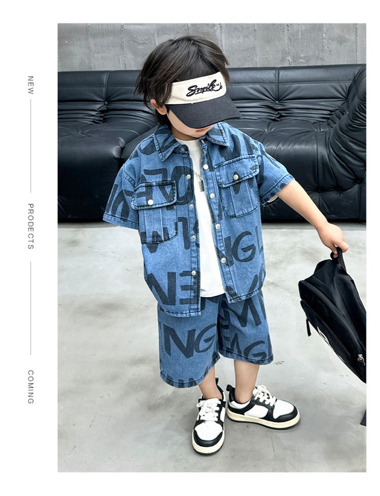 Vêtements pour enfants Costume d'été en denim à manches courtes pour garçons 2024 été nouveau costume deux pièces décontracté pour bébé de petite et moyenne taille tendance mince_voghion.com
