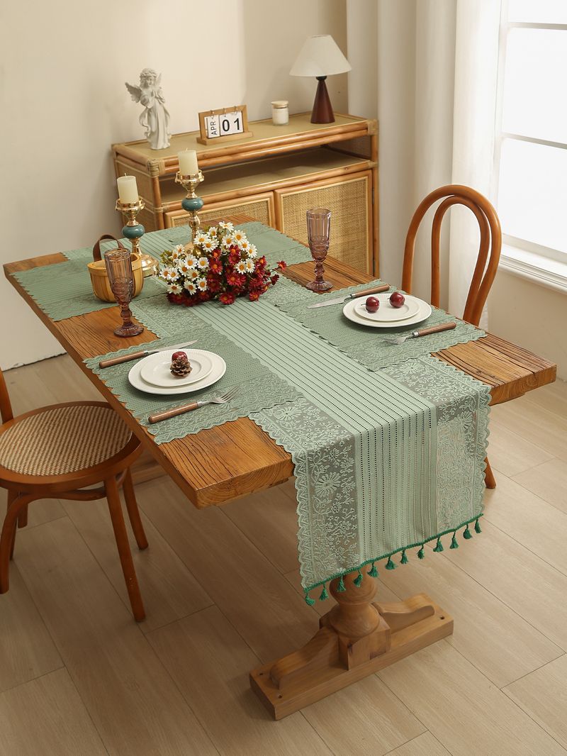 Camino de mesa floral verde - Estilo rústico de granja con borlas para mesas de comedor y de centro (150 x 40 cm, algodón lavable, para uso interior y exterior)_voghion.com