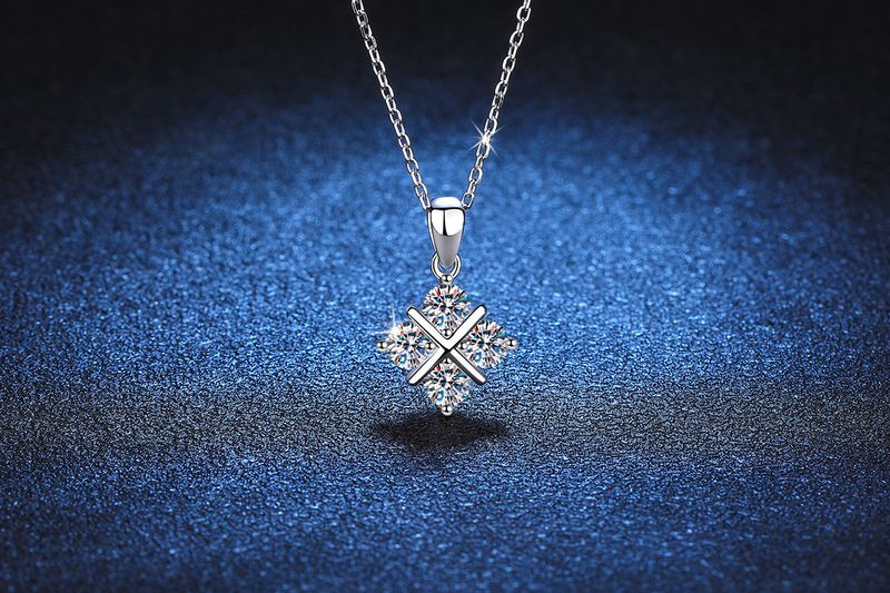 S Colgante clásico de cruz con atrapasueños de diamantes para mujer en plata pura, collar elegante y sencillo con piedra Mosang_voghion.com
