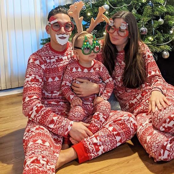 Weiches, passendes Weihnachtspyjama-Set für die ganze Familie – gemütliche Weihnachtsnachtwäsche aus Baumwolle für Erwachsene, Kinder und Haustiere (lange Ärmel, Cartoon-Druck, ganzjähriger Komfort)_voghion.com