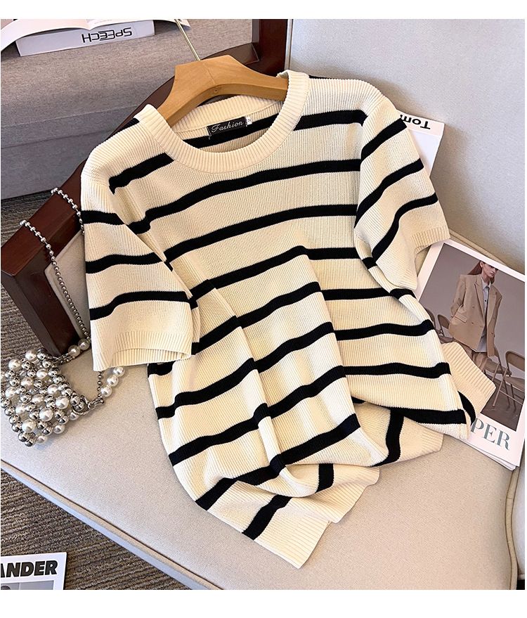 Plus Size Summer Viscose Knit Top For Women, Slimming Short Sleeve T-Shirt For Curvy Figures (2XL-7XL, Black/Beige)_voghion.com