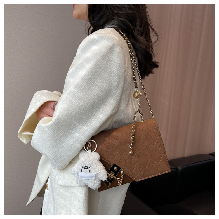 Personalisierte Nischendesign Kleine Quadratische Tasche 2023 Mode Neue Matte Damen Schultertasche Messenger Bag Damentasche_voghion.com