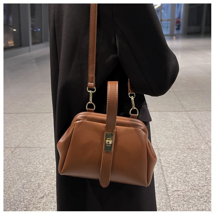 Luxuriöse Designer-Handtaschen, hochwertige, elegante Geldbörse für Damen, neue trendige, modische Nischen-Umhängetasche aus weichem Leder, vielseitig einsetzbar
_voghion.com