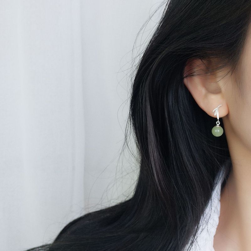 Orecchini pendenti lunghi e leggeri in bambù da donna, stile palazzo, placcati in argento puro S925 con foglia e giada Hetian, antica eleganza cinese_voghion.com