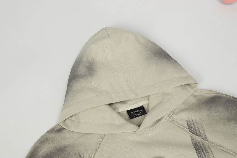 Herren-Kapuzenpullover im Used-Look mit Spray-Print – postapokalyptischer Streetwear-Stil, Oversize-Passform, Baumwollmischung, Unisex-Pullover_voghion.com
